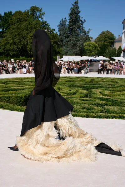 Look 126
